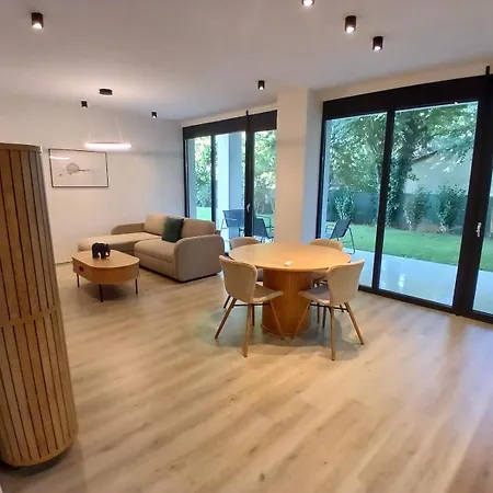 Appartement Fenyvesliget Iv