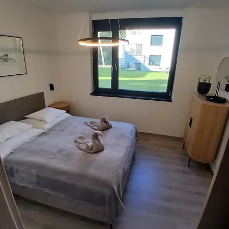 Fenyvesliget Iv * Balatonfenyves