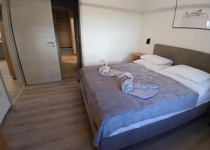 דירה Fenyvesliget Iv בלטונפנבש